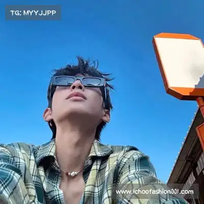 卫菡杉